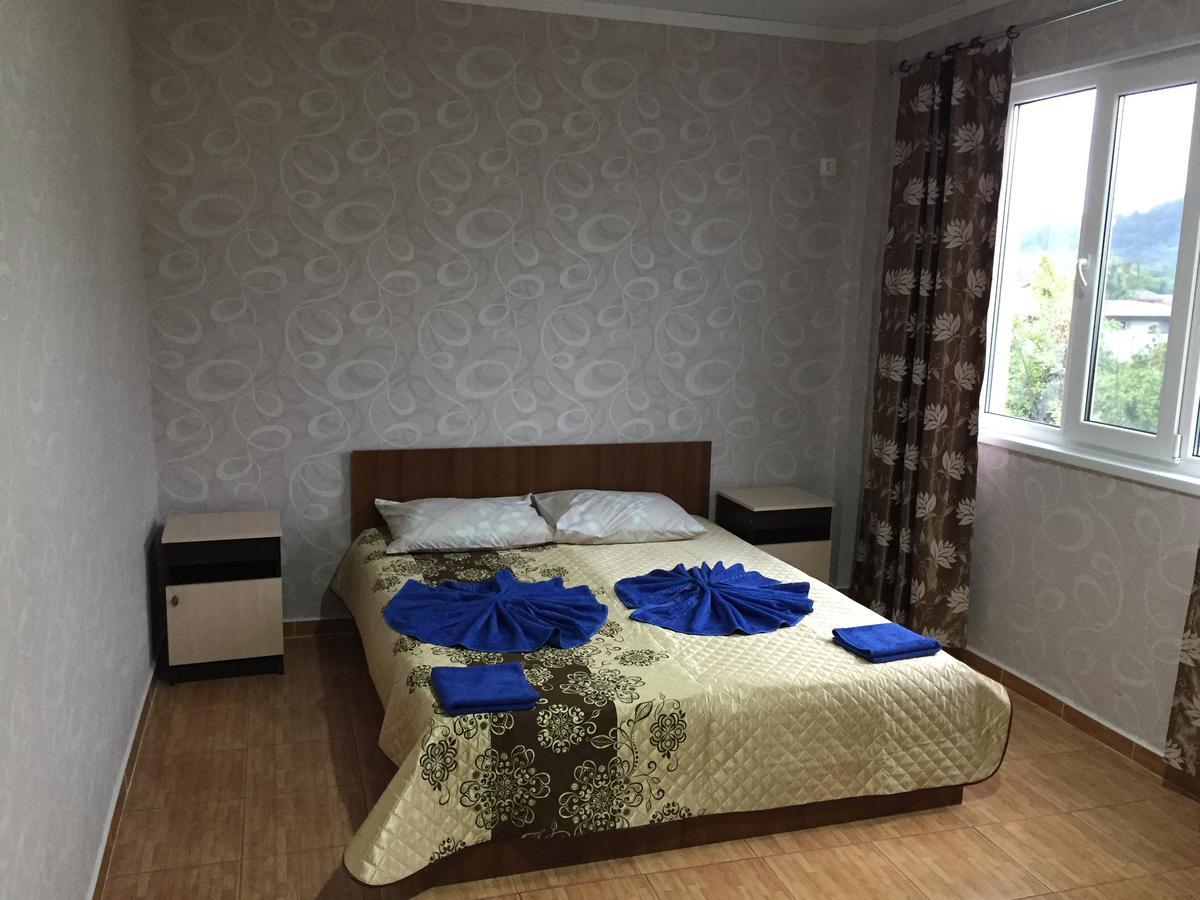 Dionisy Guest House 피준다 외부 사진