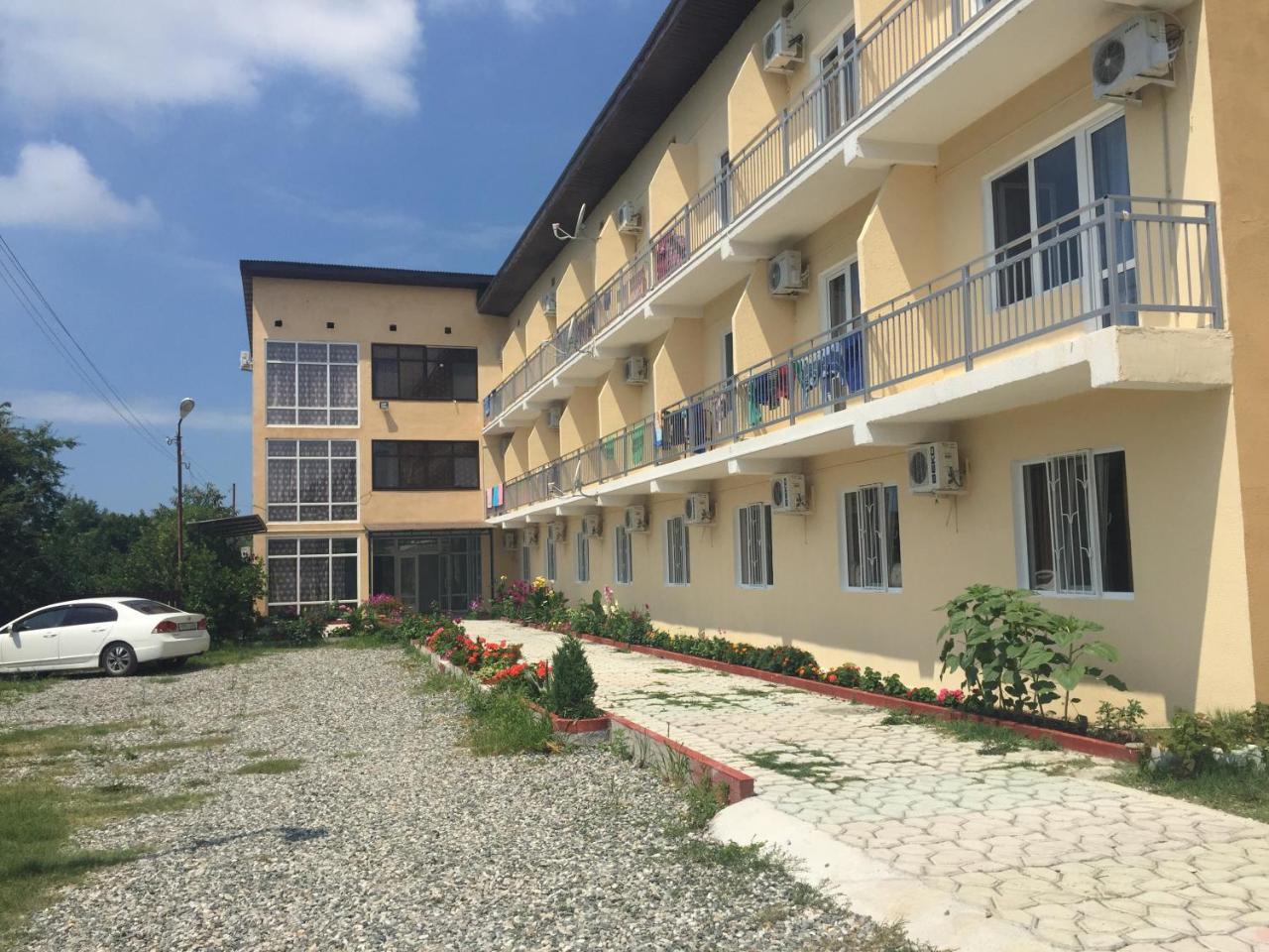 Dionisy Guest House 피준다 외부 사진